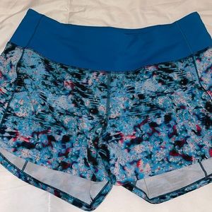 Lululemon multi blue Speed Up shorts - NWOT
